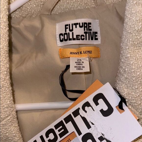 🌹 NWT:FUTURE COLLECTIVE BY JENNY K LOPEZ CREAM BLAZER - Picture 5 of 5